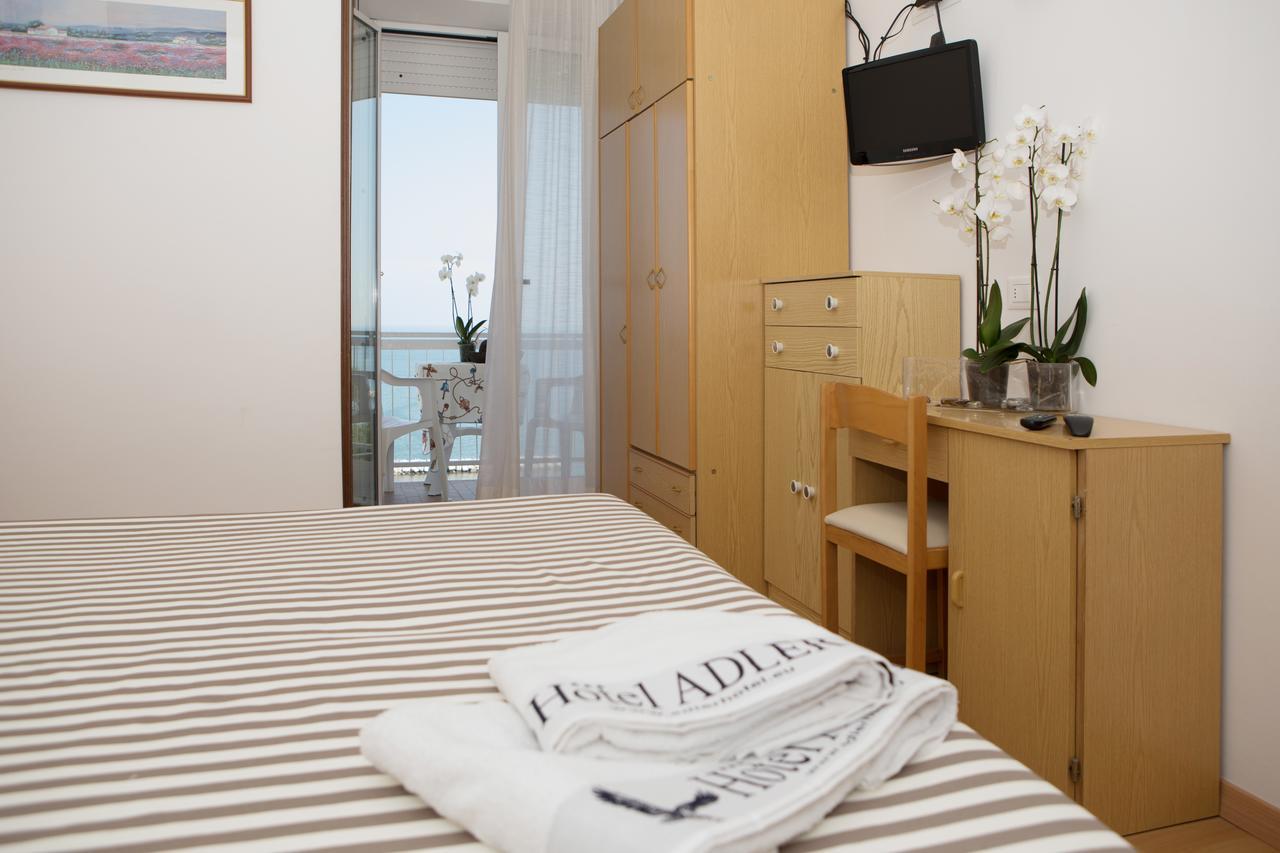 Hotel Adler Gabicce Mare Eksteriør bilde