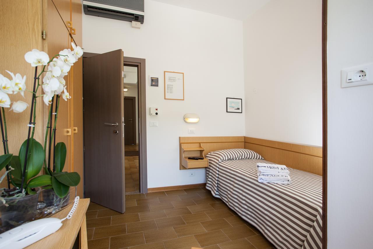 Hotel Adler Gabicce Mare Eksteriør bilde