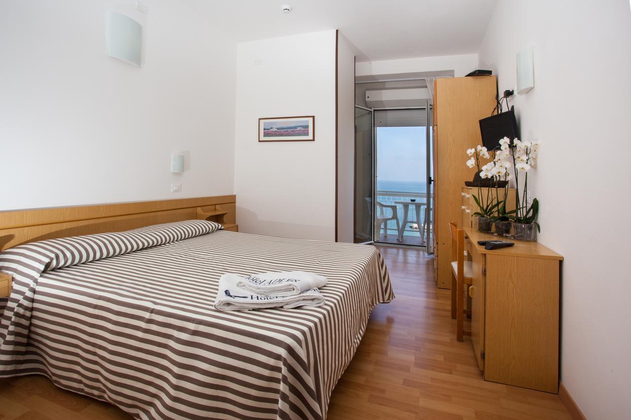 Hotel Adler Gabicce Mare Eksteriør bilde